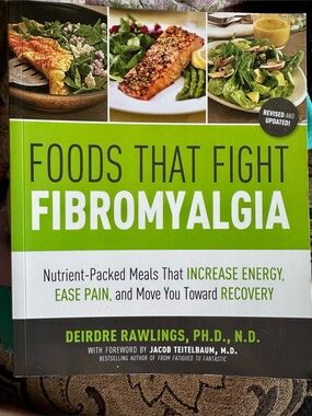 Foods That Fight Fibromyalgia by Deirdre Rawlings | Like New Paperback